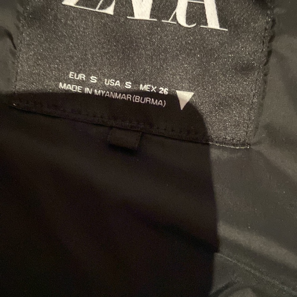 Puffer Jacket - Picture 4 of 5